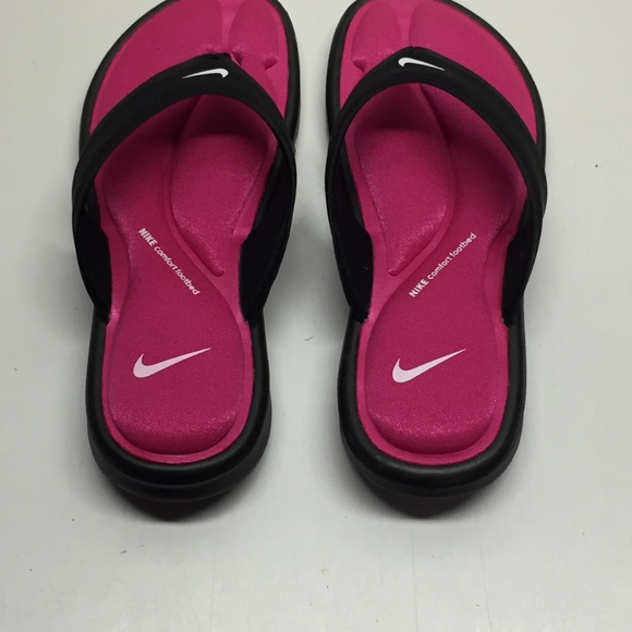 womens nike ultra comfort
